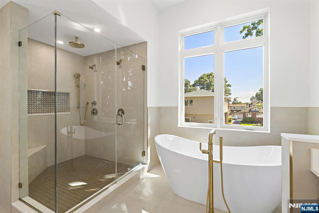 264 Beverly Hills Road