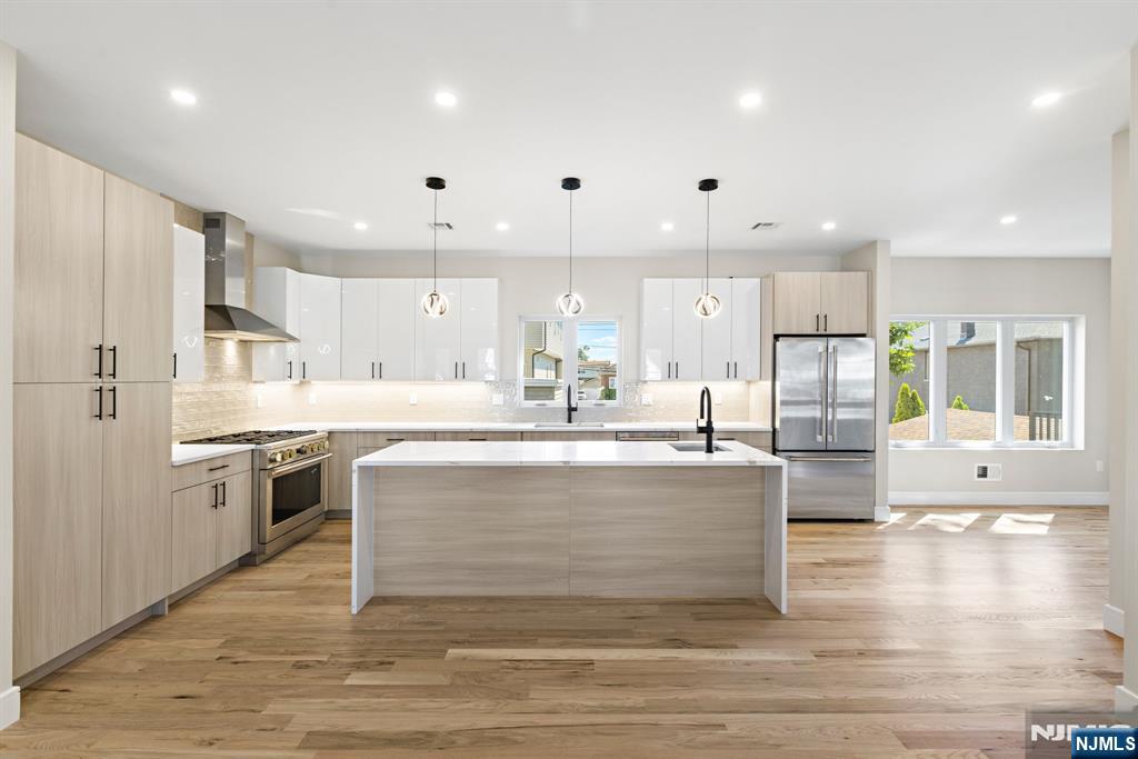 264 Beverly Hills Road