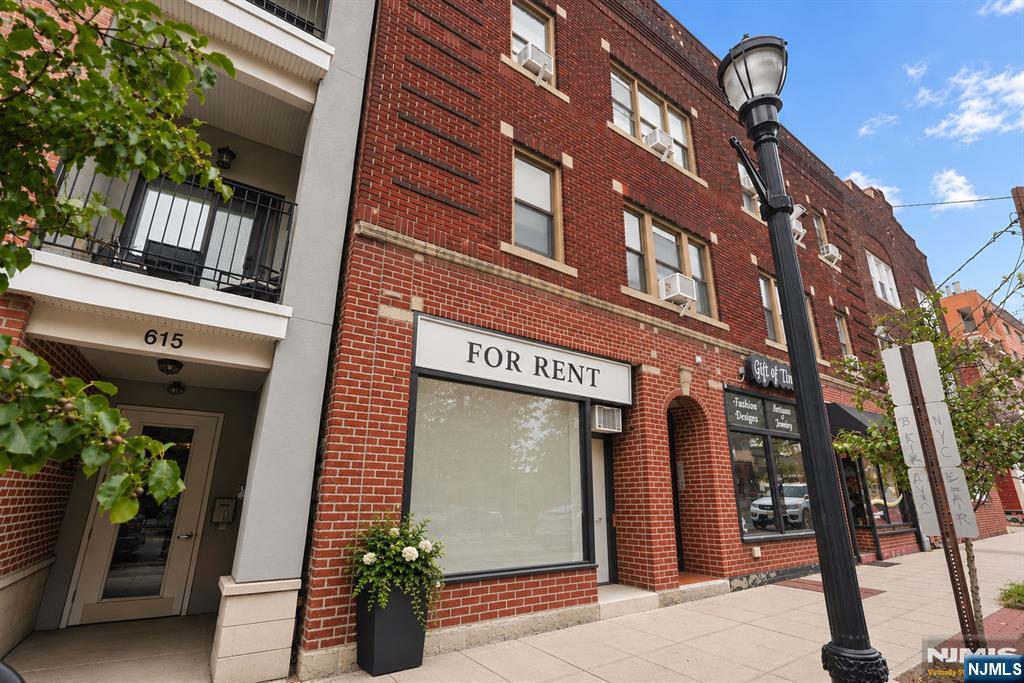 619 Palisade Avenue RETAIL #1