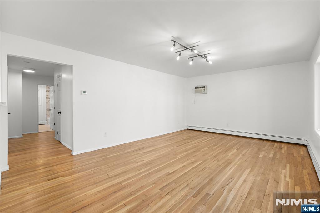 54 Columbia Avenue