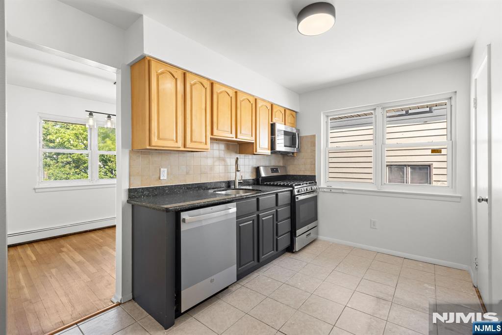 54 Columbia Avenue