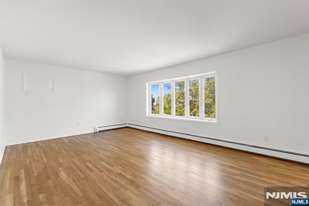 54 Columbia Avenue