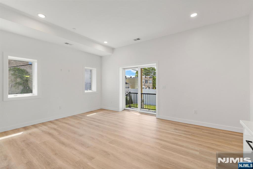 503 Saint Pauls Avenue