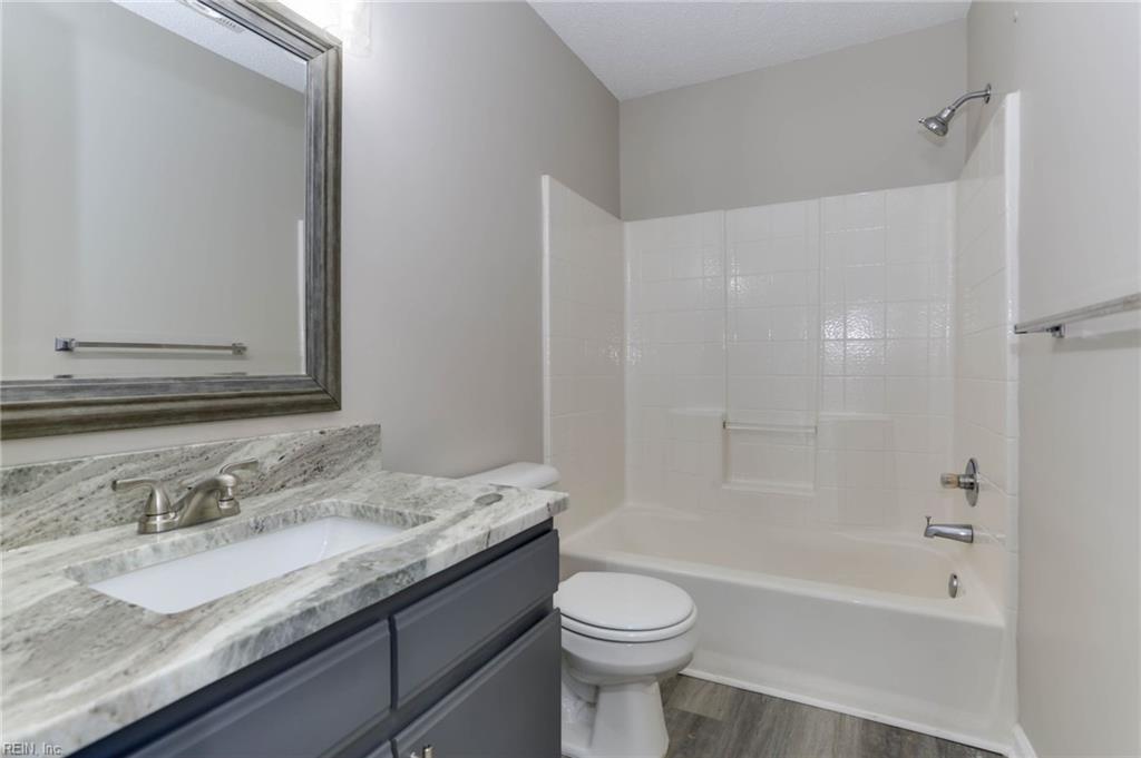 724 Fallcreek RN