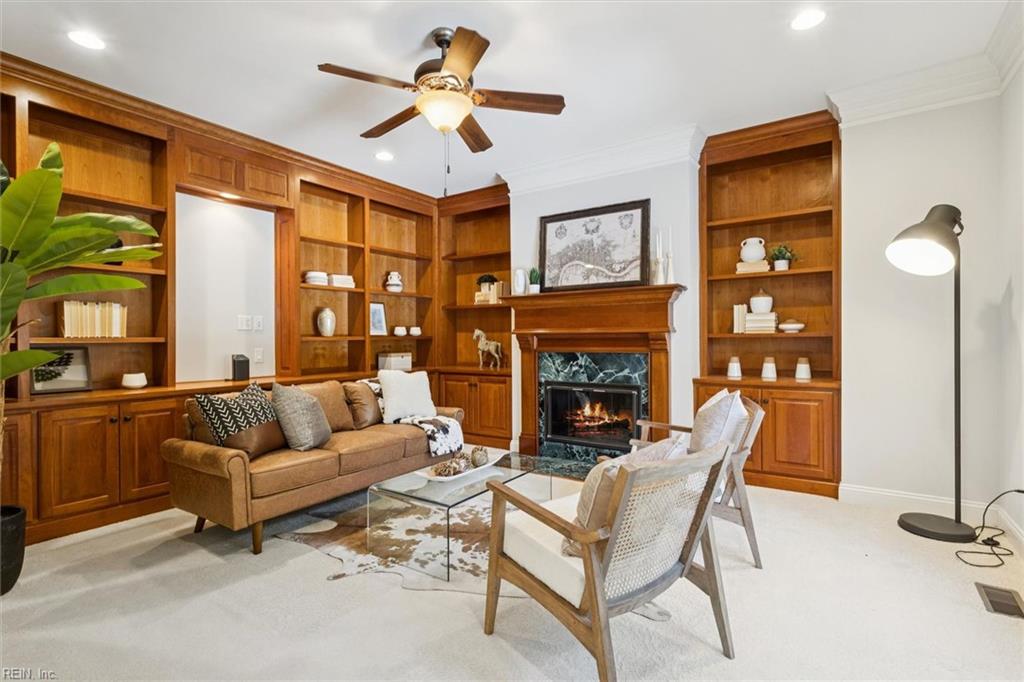 1255 Two Rivers Point
