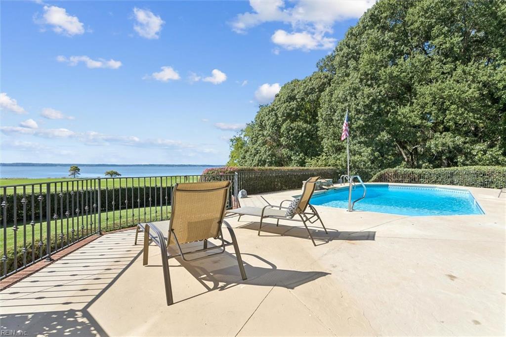 1255 Two Rivers Point