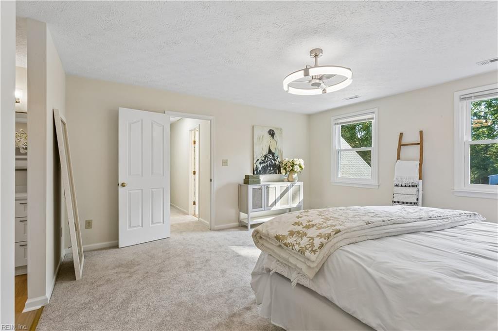 403 Gaines WAY
