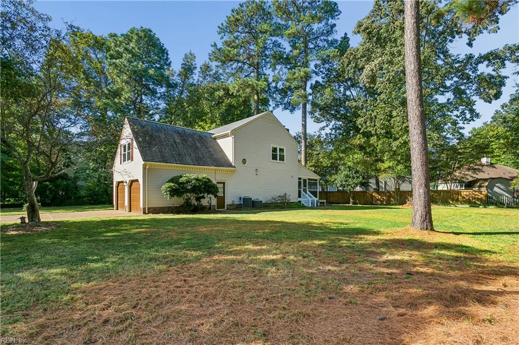 403 Gaines WAY