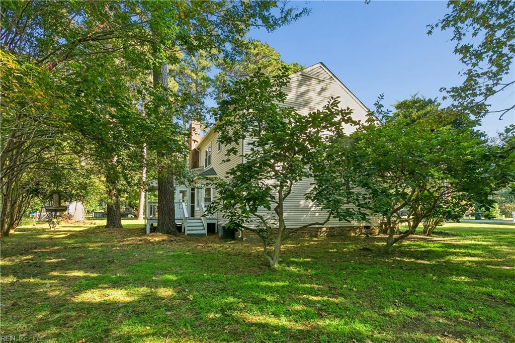 403 Gaines WAY