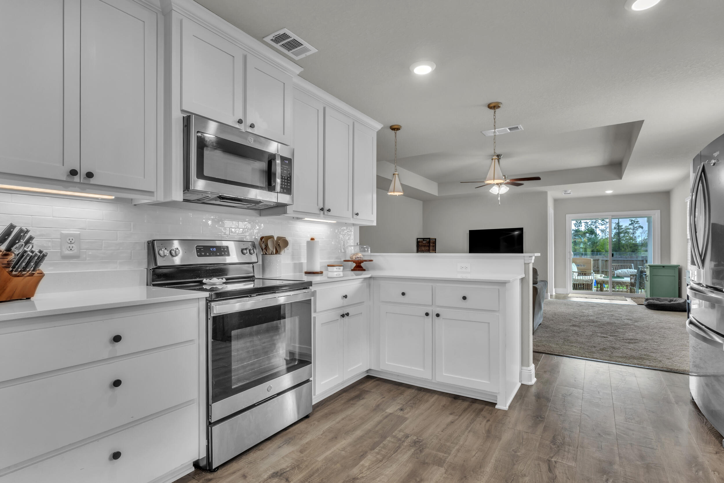 9733 Angel Oak Drive