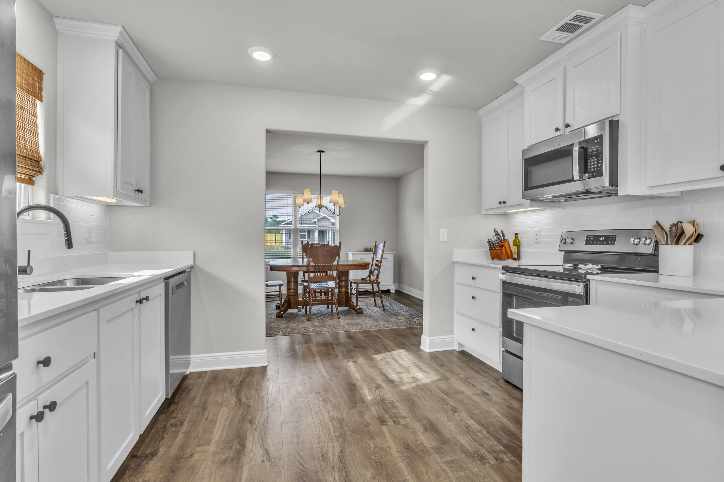 9733 Angel Oak Drive