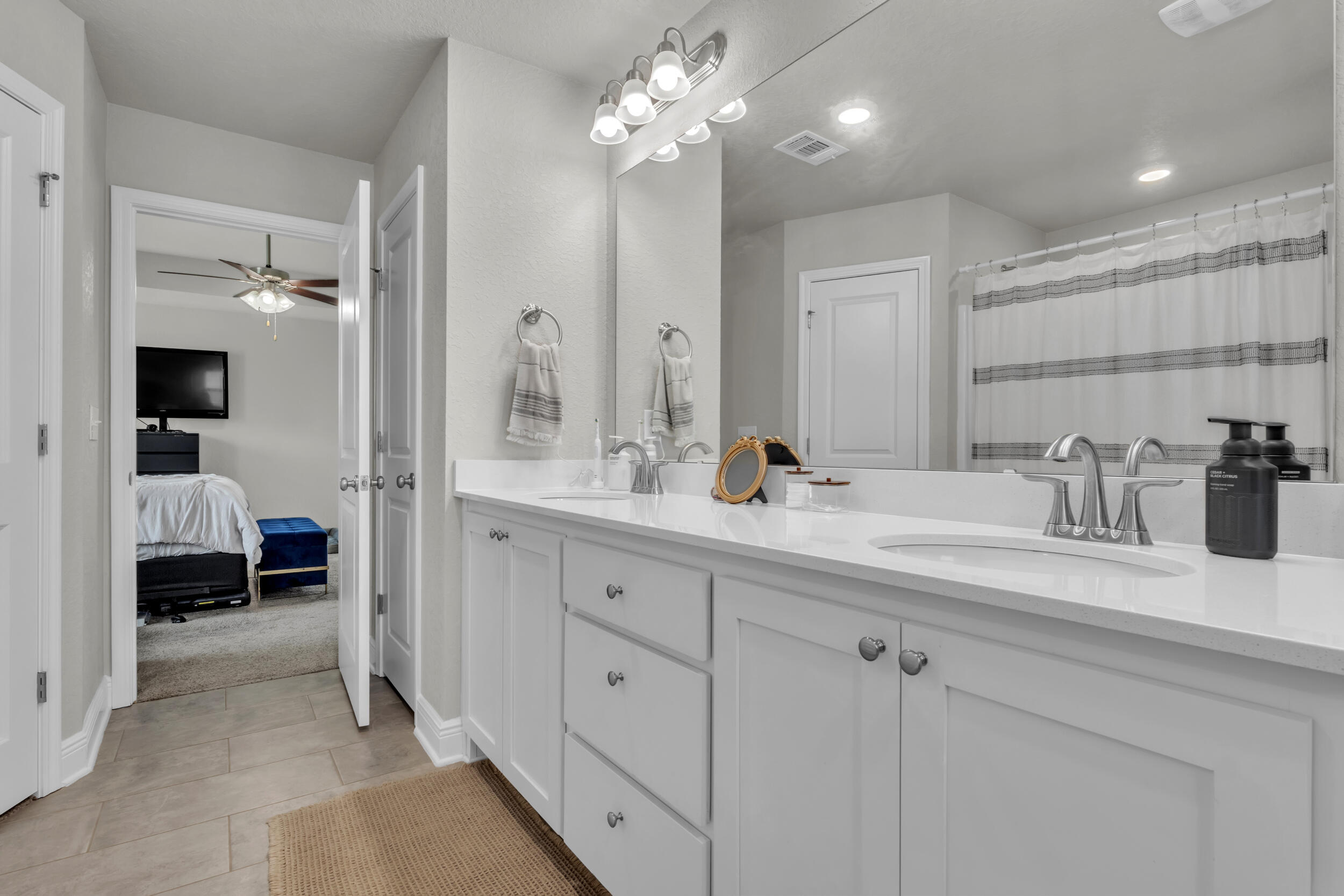 9733 Angel Oak Drive