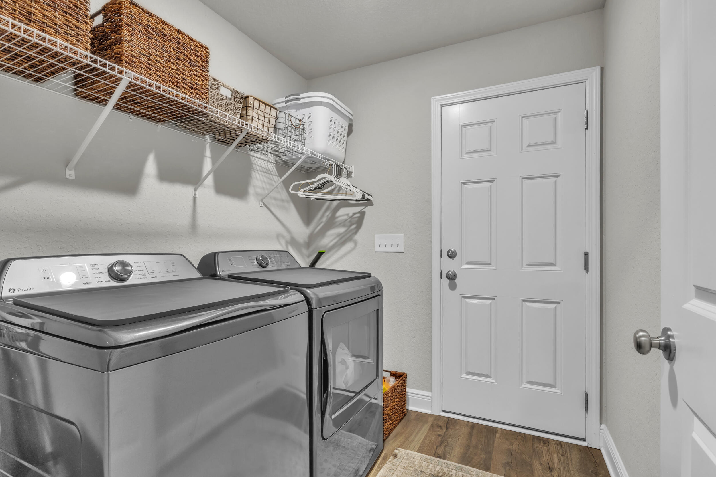 9733 Angel Oak Drive