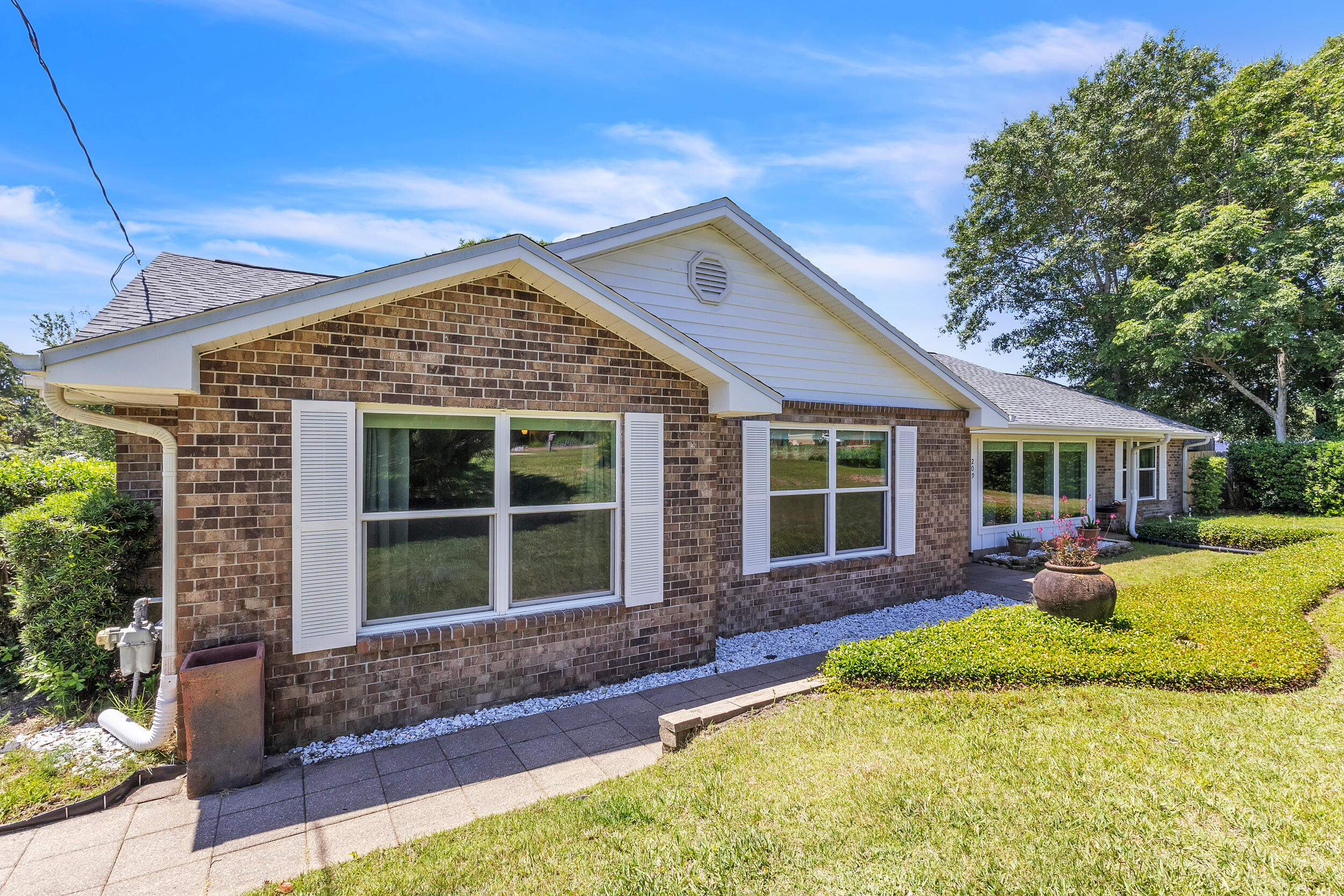 209 Shoreline Drive