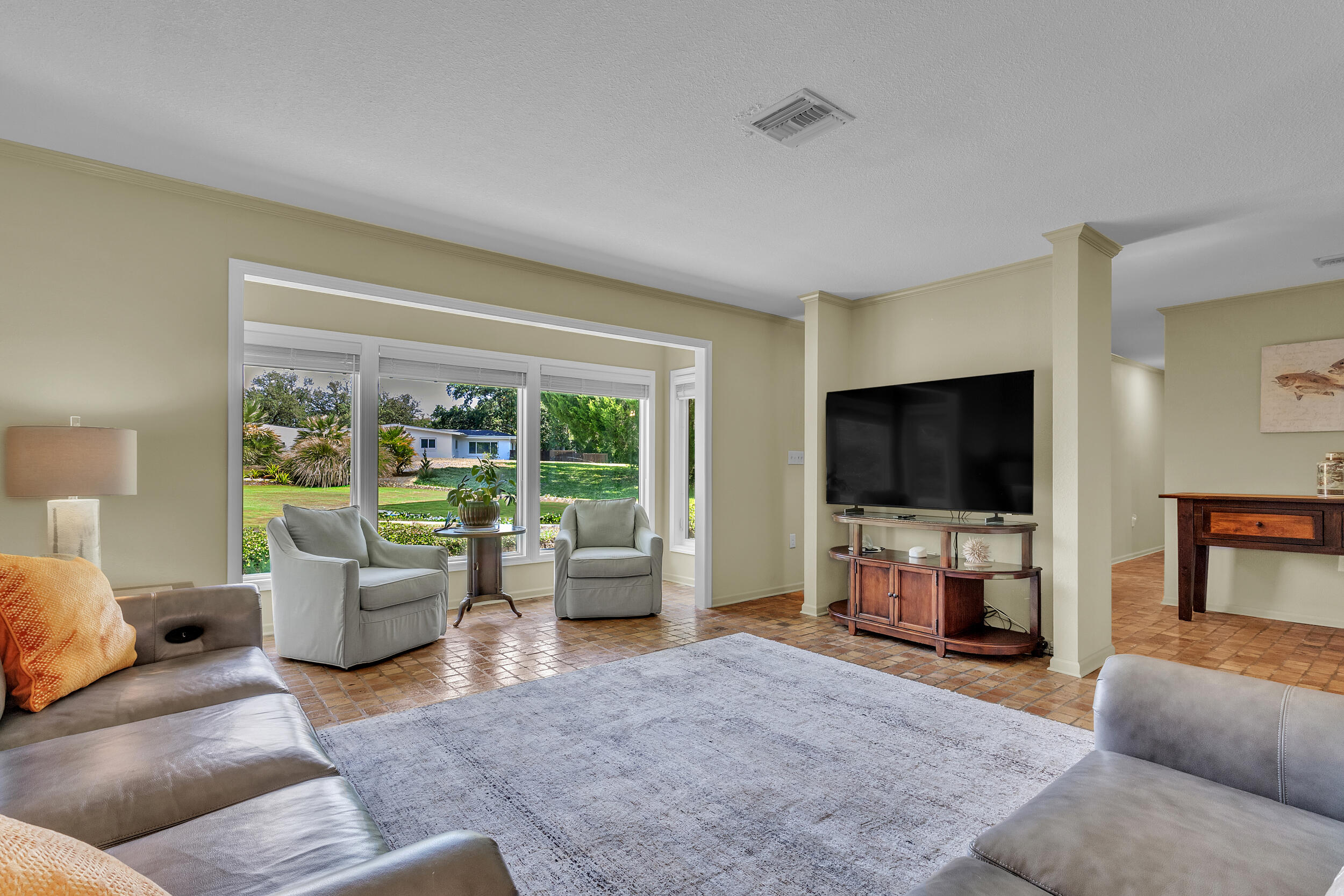 209 Shoreline Drive