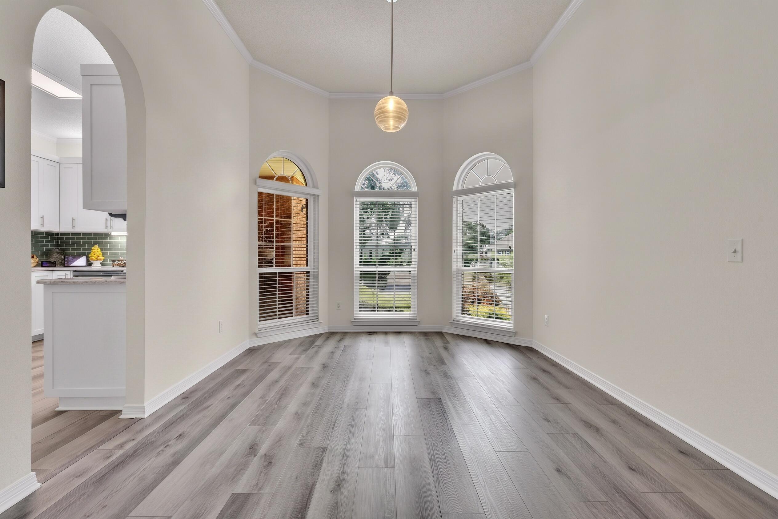 4126 Oak Pointe Drive