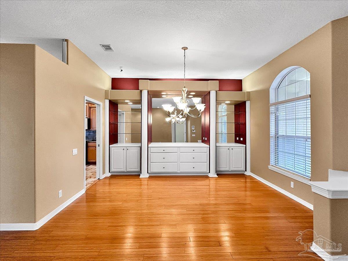 1187 Grand Pointe Dr