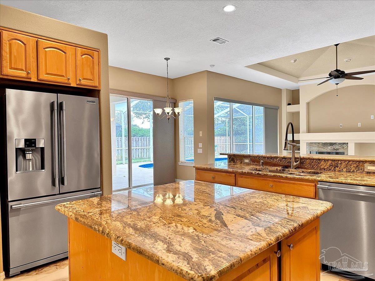1187 Grand Pointe Dr
