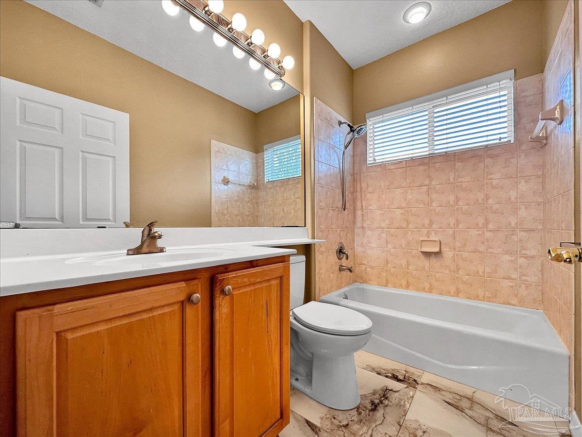 1187 Grand Pointe Dr
