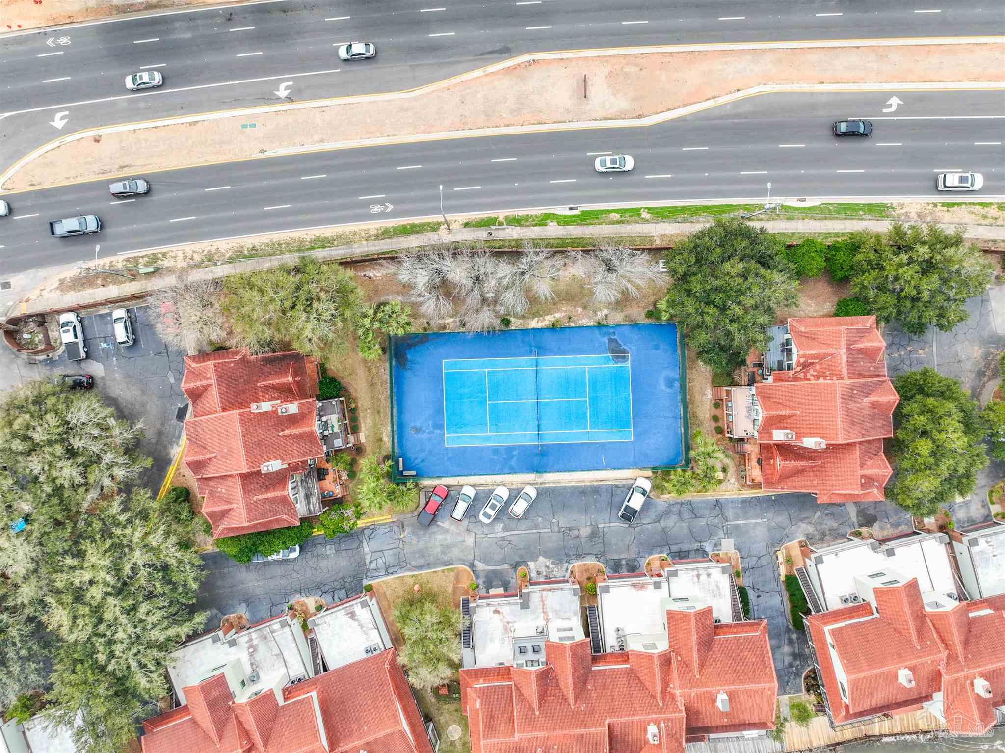 102 Baybridge Dr