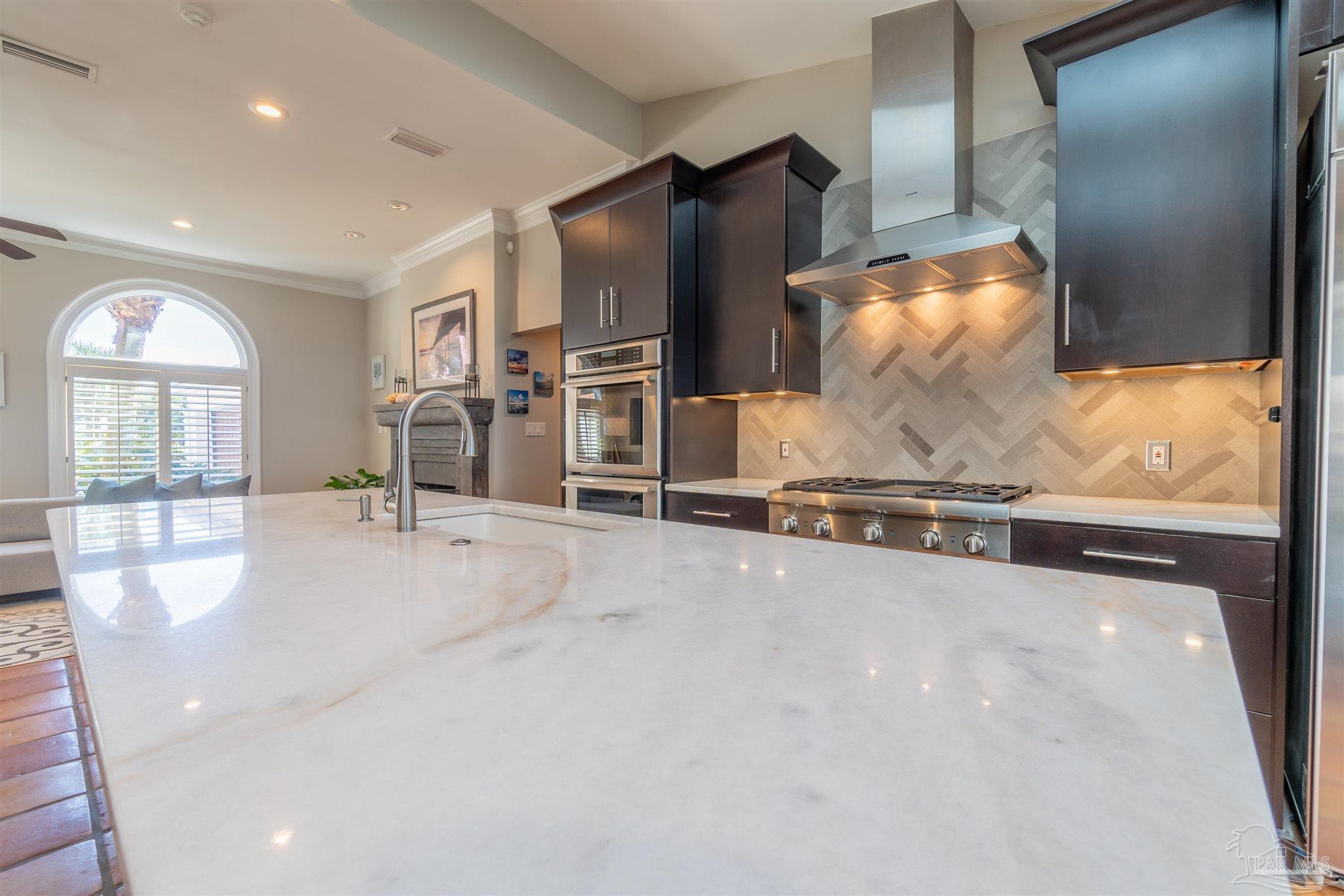 208 Northcliffe Dr