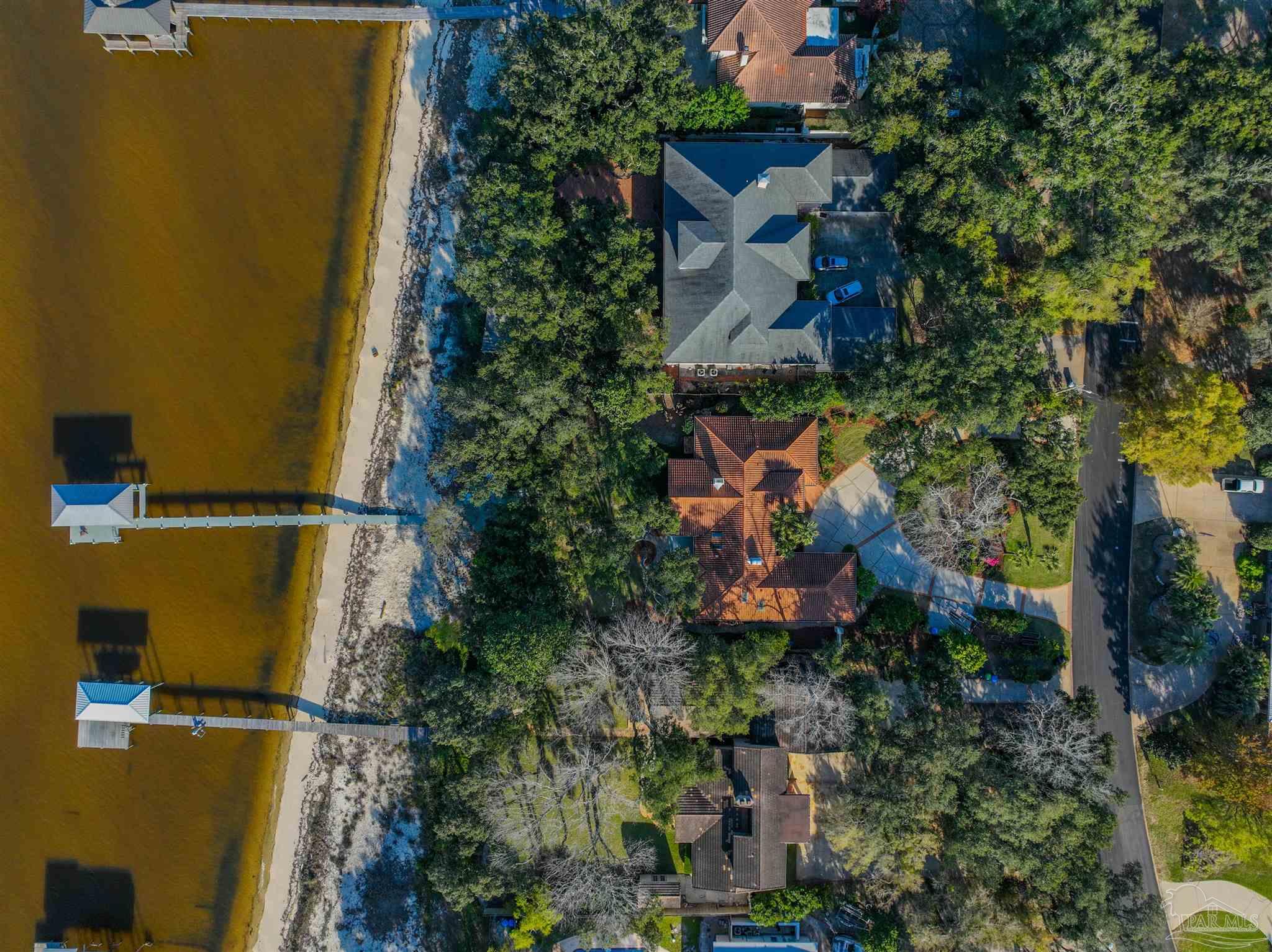 208 Northcliffe Dr