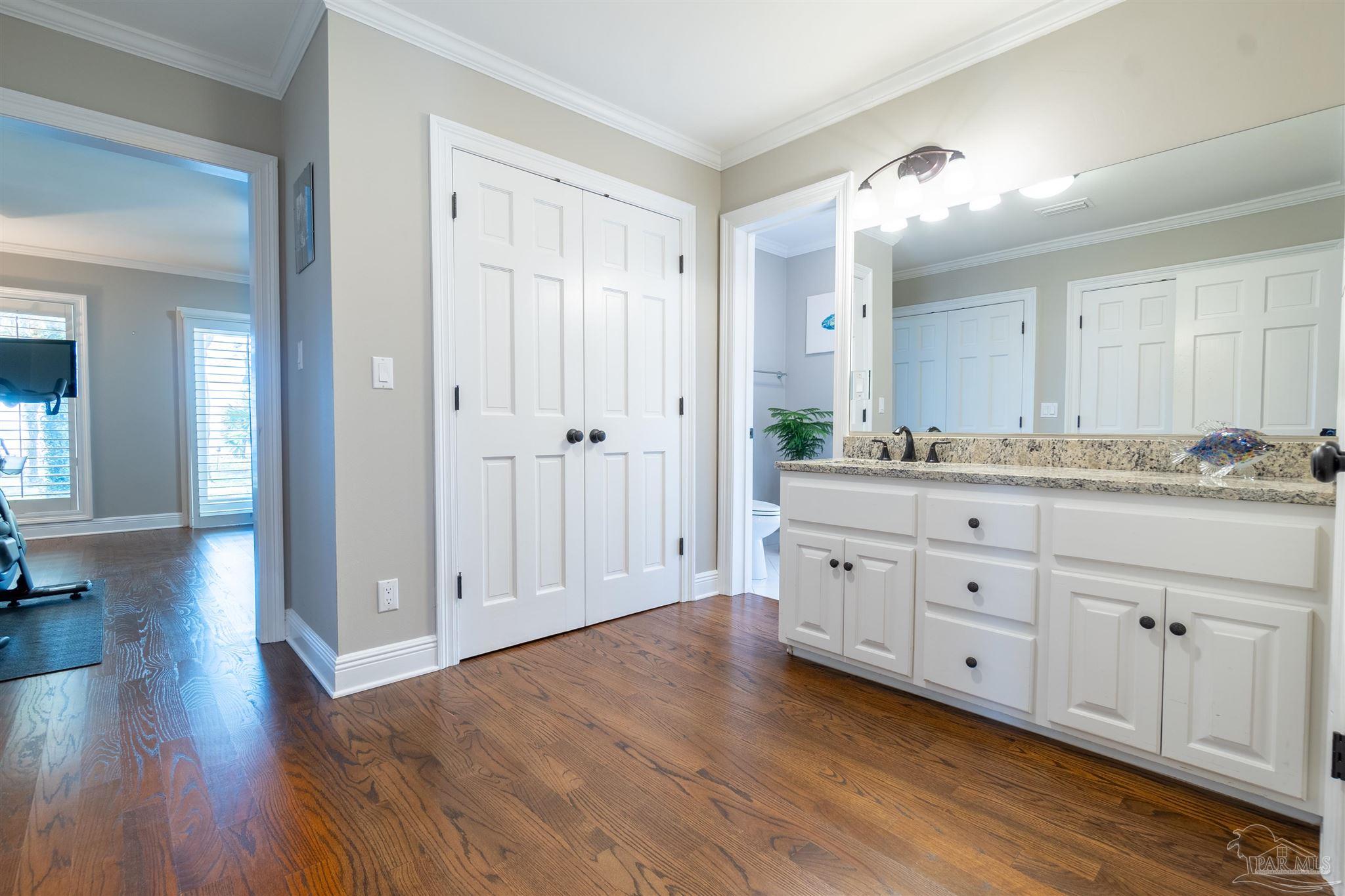 208 Northcliffe Dr