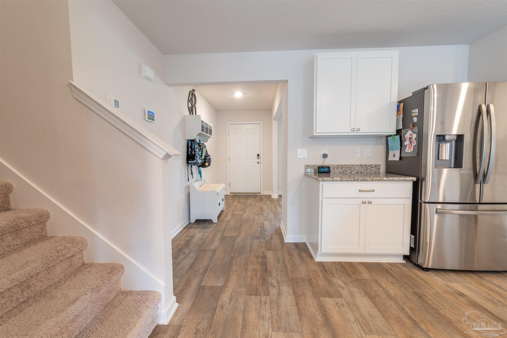 5469 Merlin Way