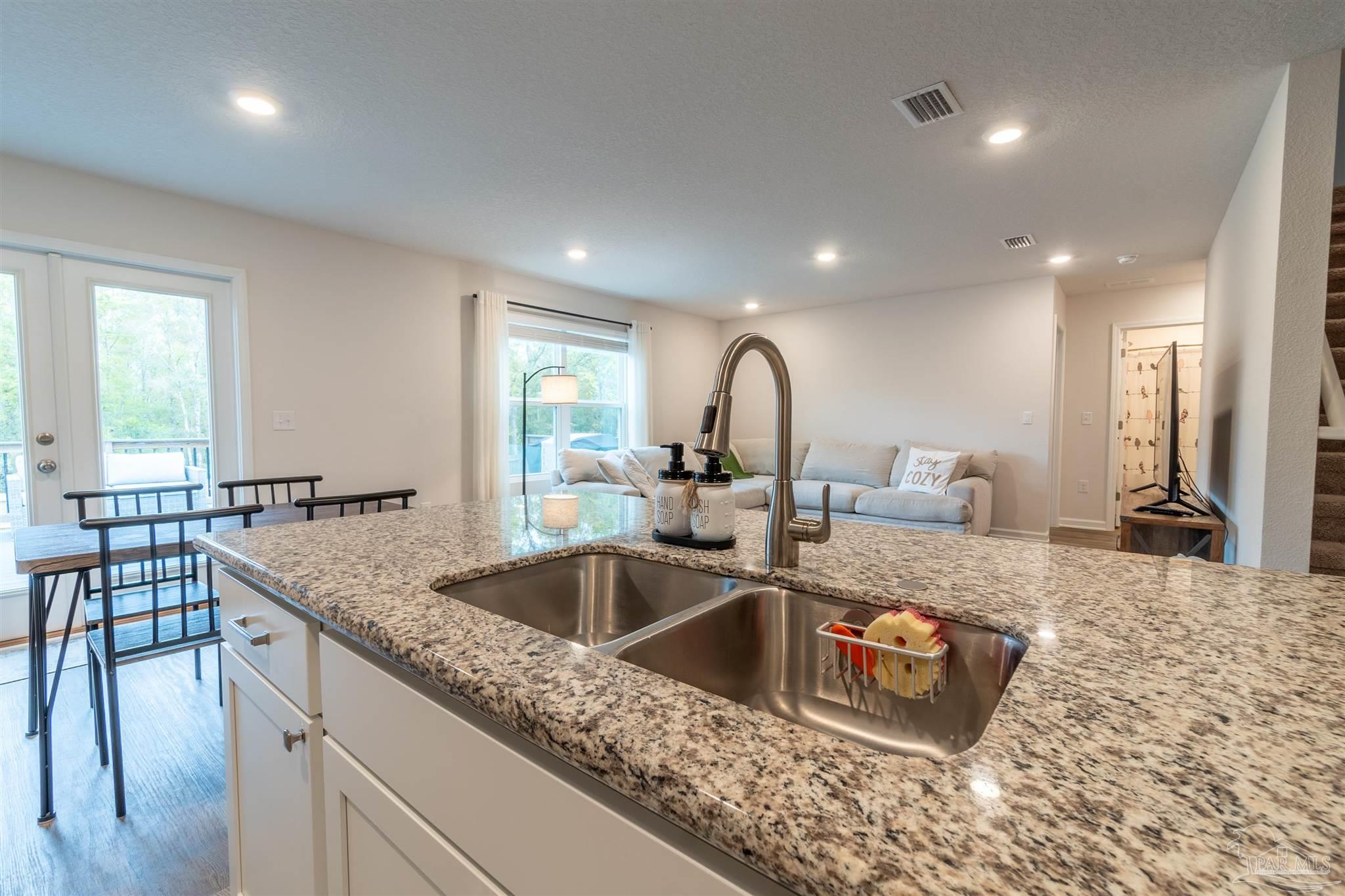 5469 Merlin Way