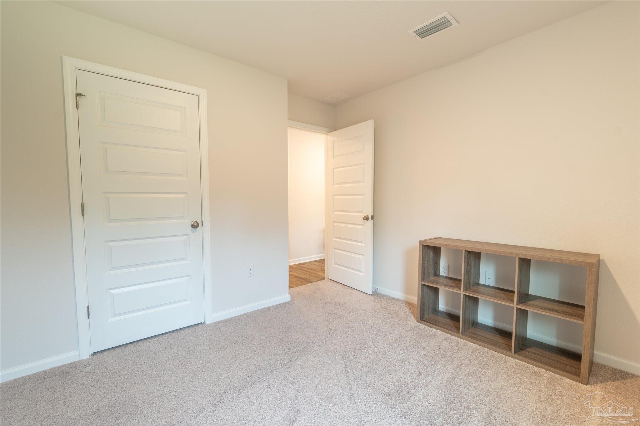 5469 Merlin Way