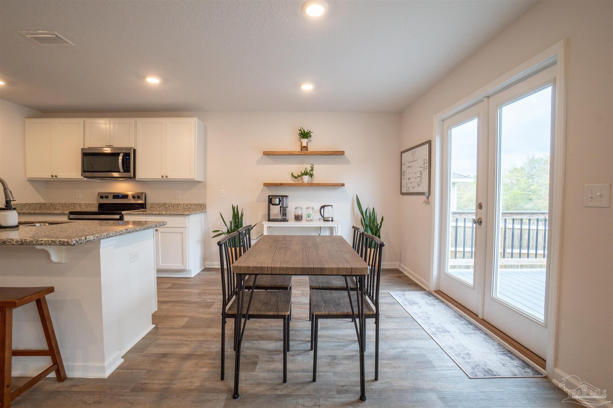 5469 Merlin Way
