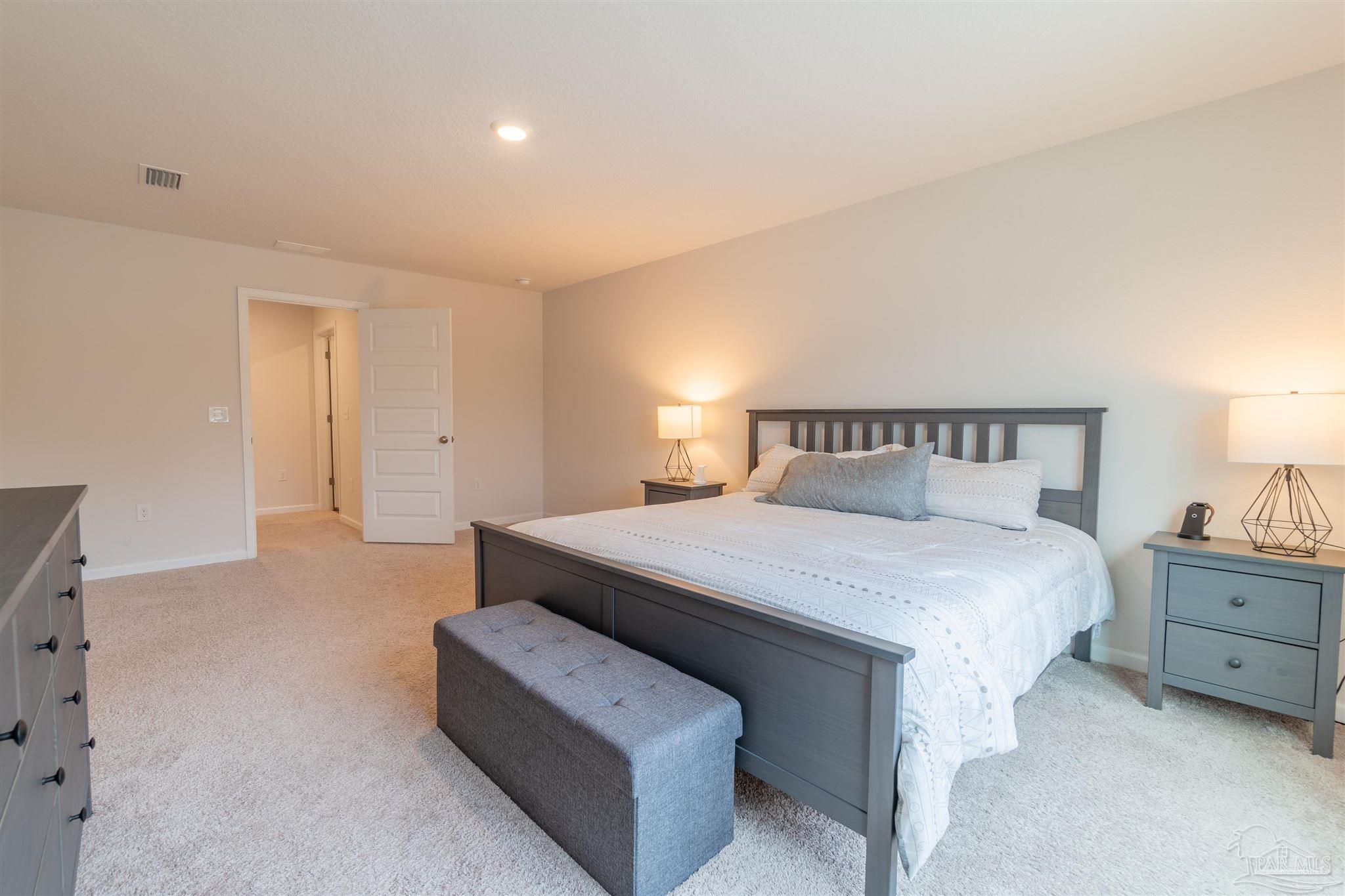 5469 Merlin Way
