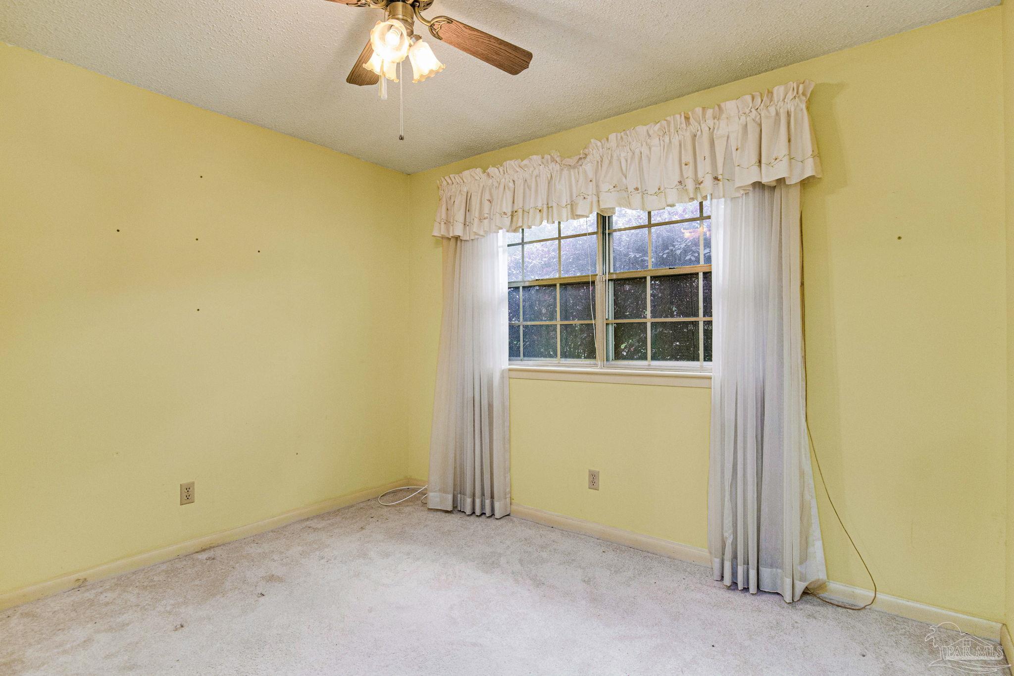 307 N 57th Ave