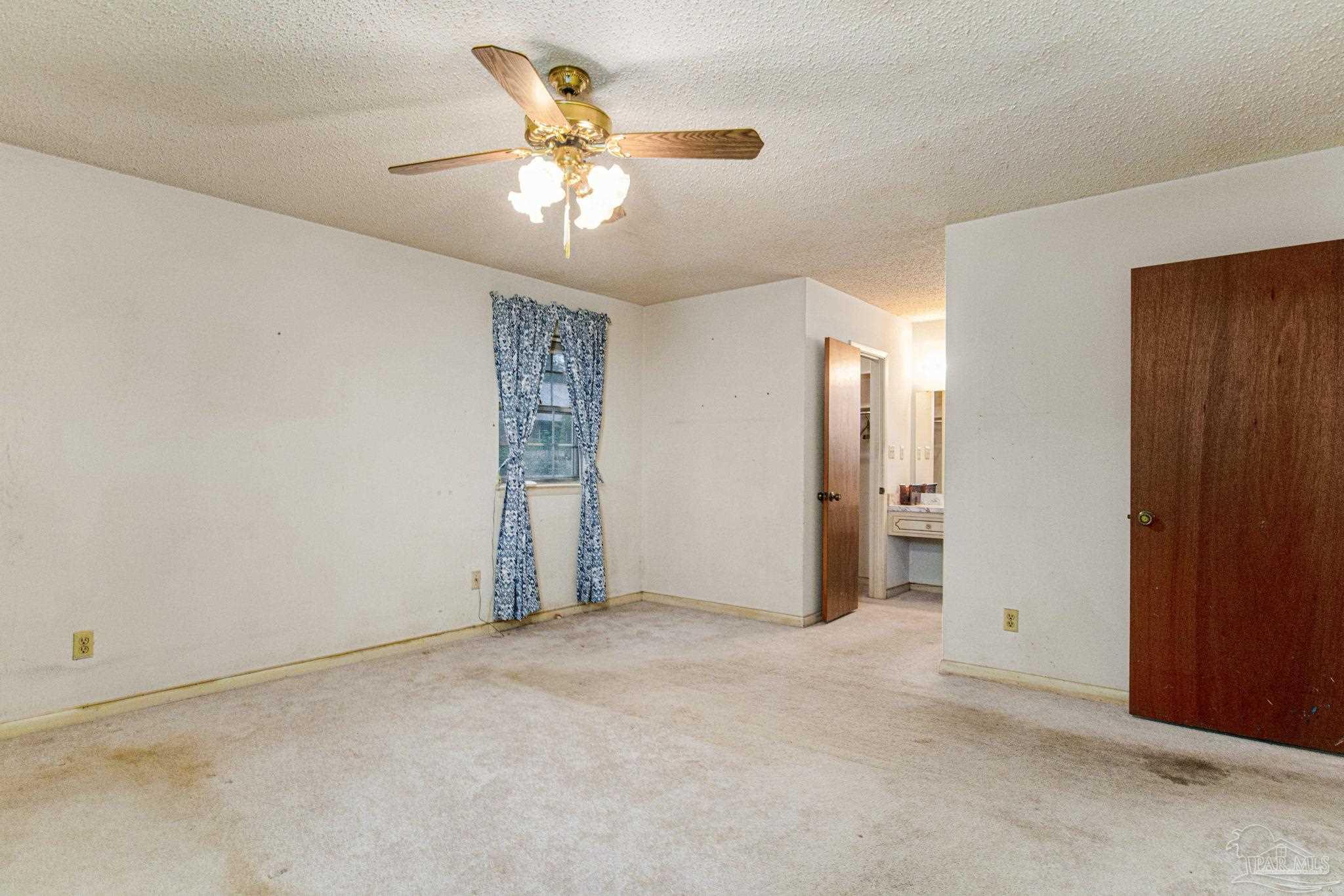 307 N 57th Ave