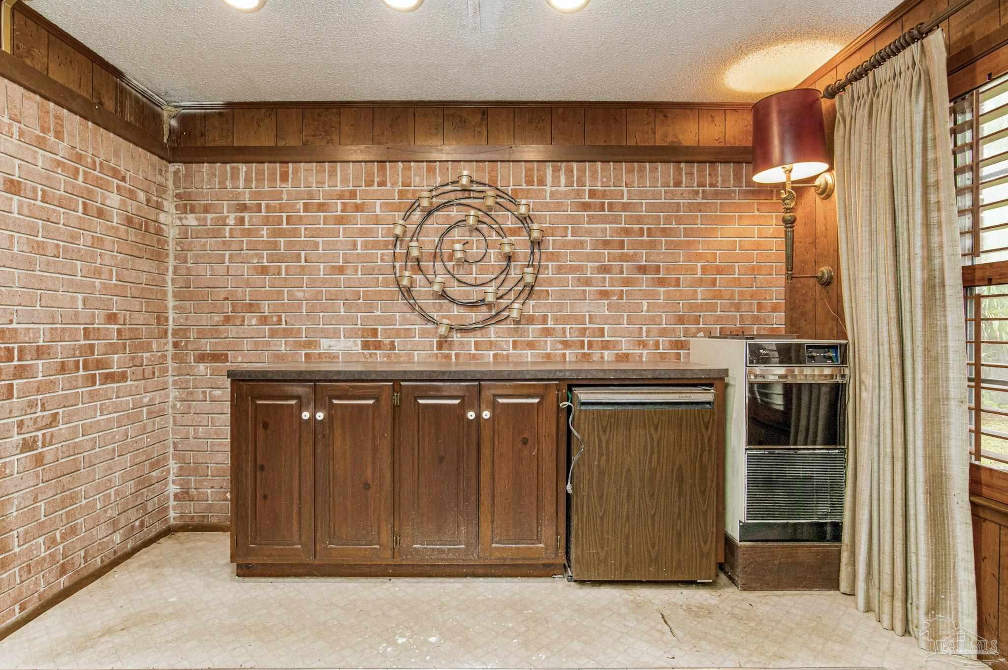 307 N 57th Ave