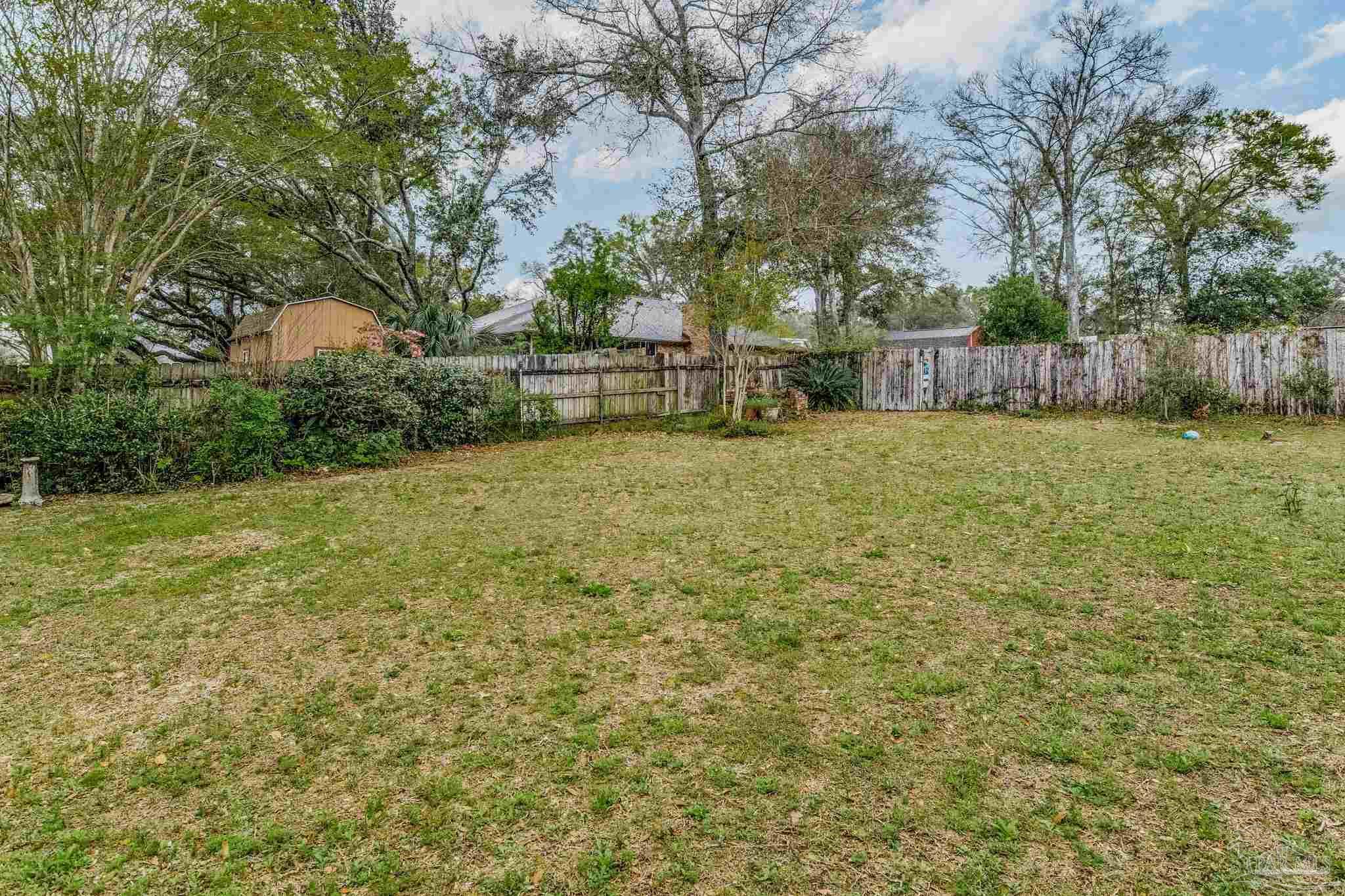 307 N 57th Ave