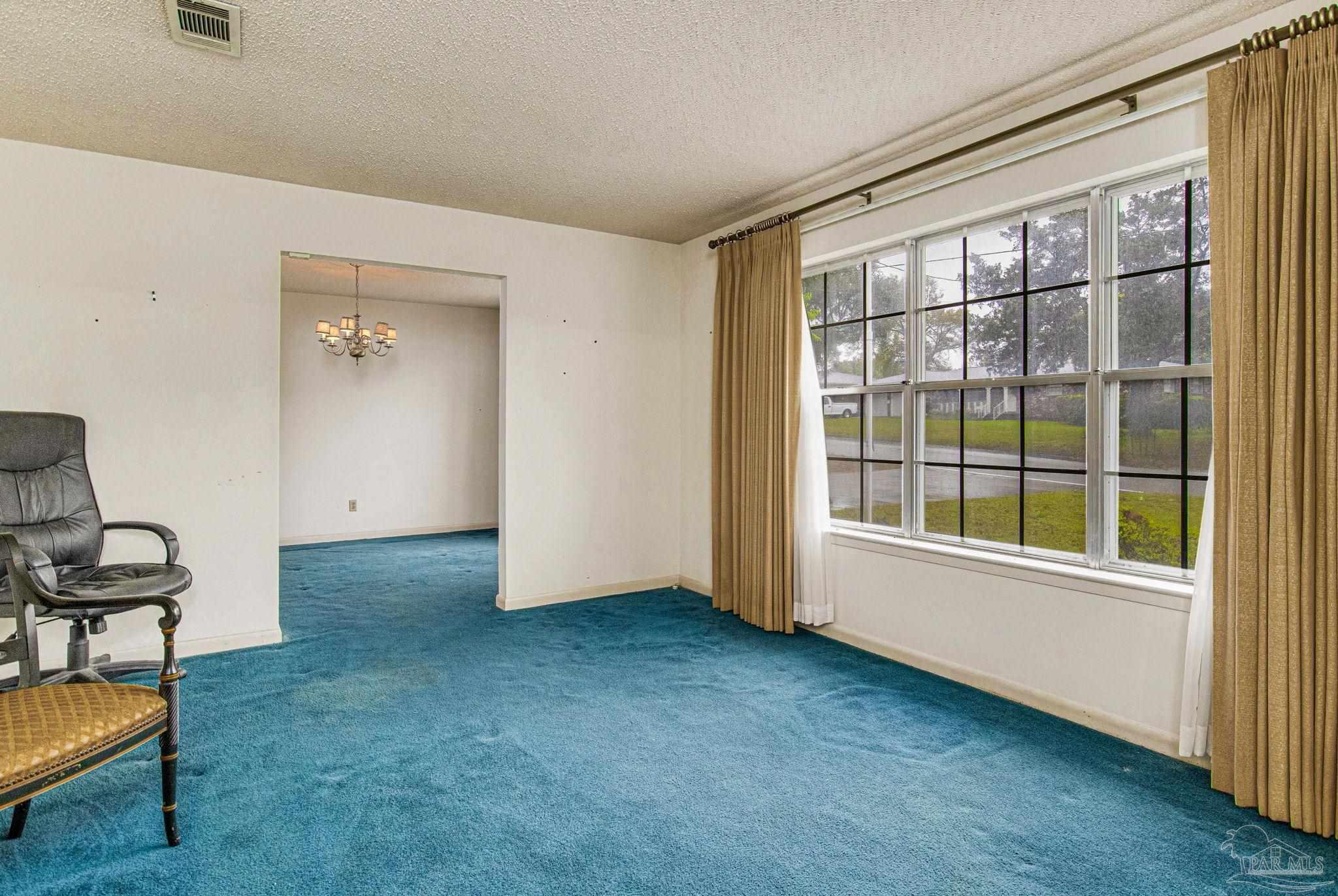 307 N 57th Ave