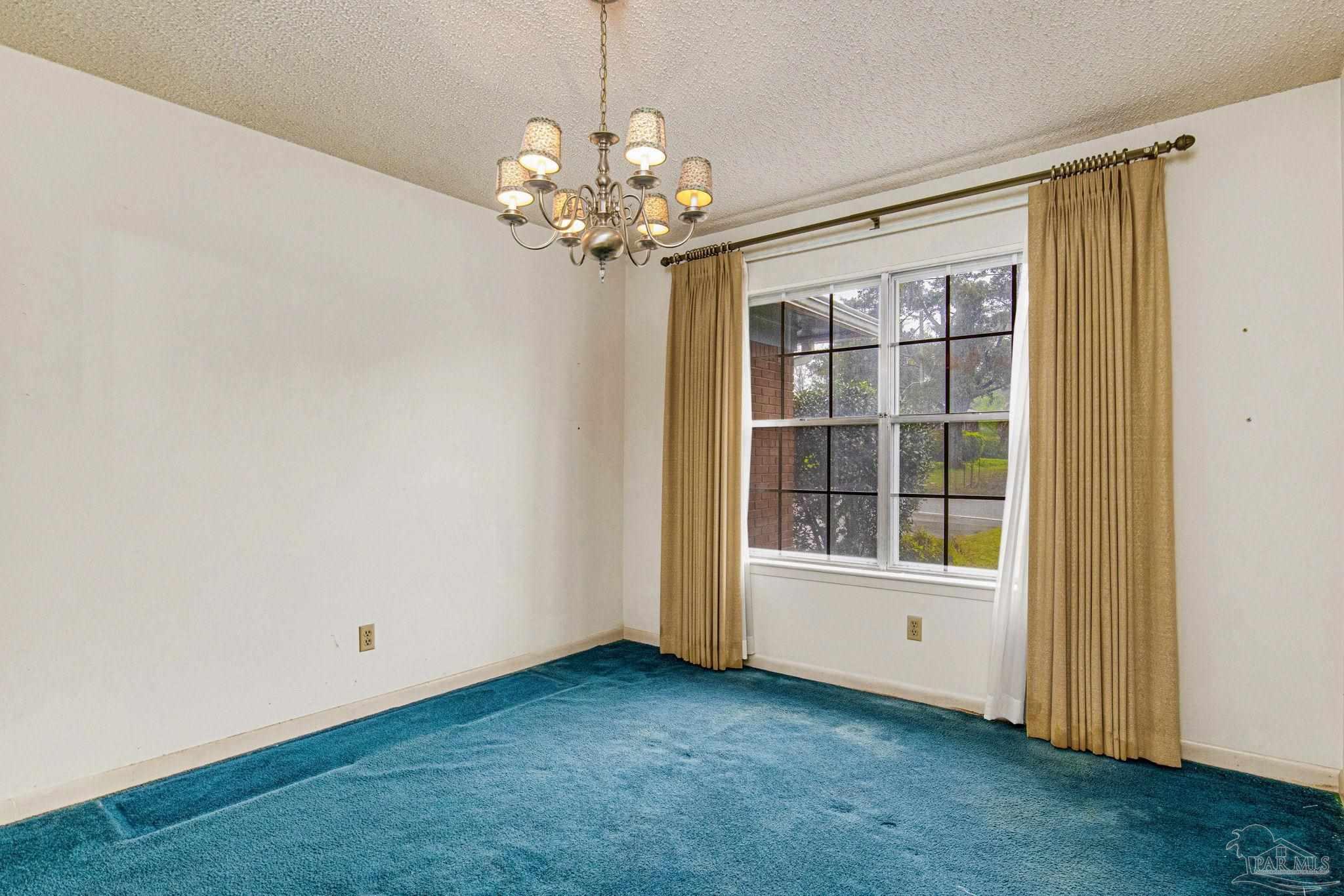 307 N 57th Ave