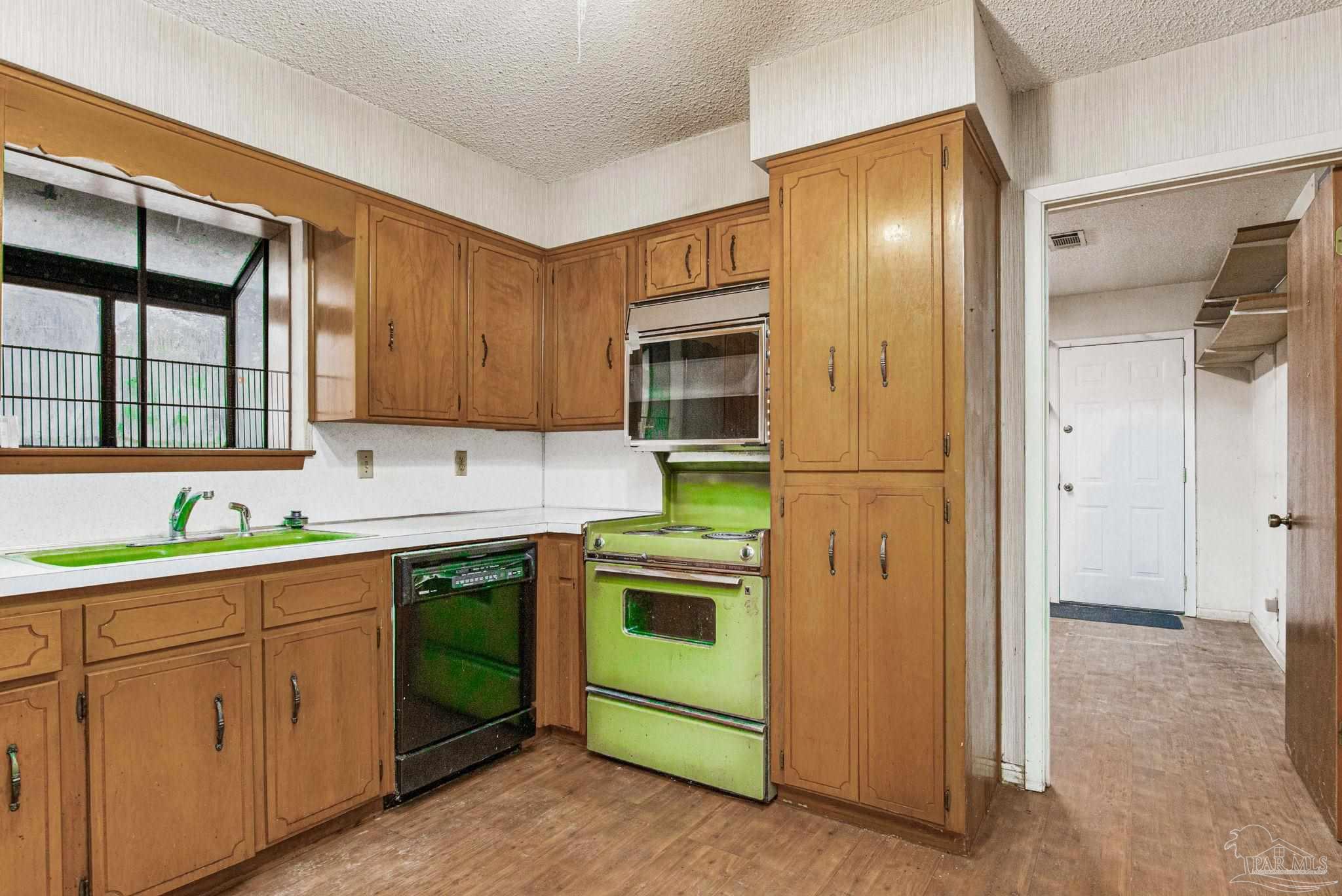 307 N 57th Ave