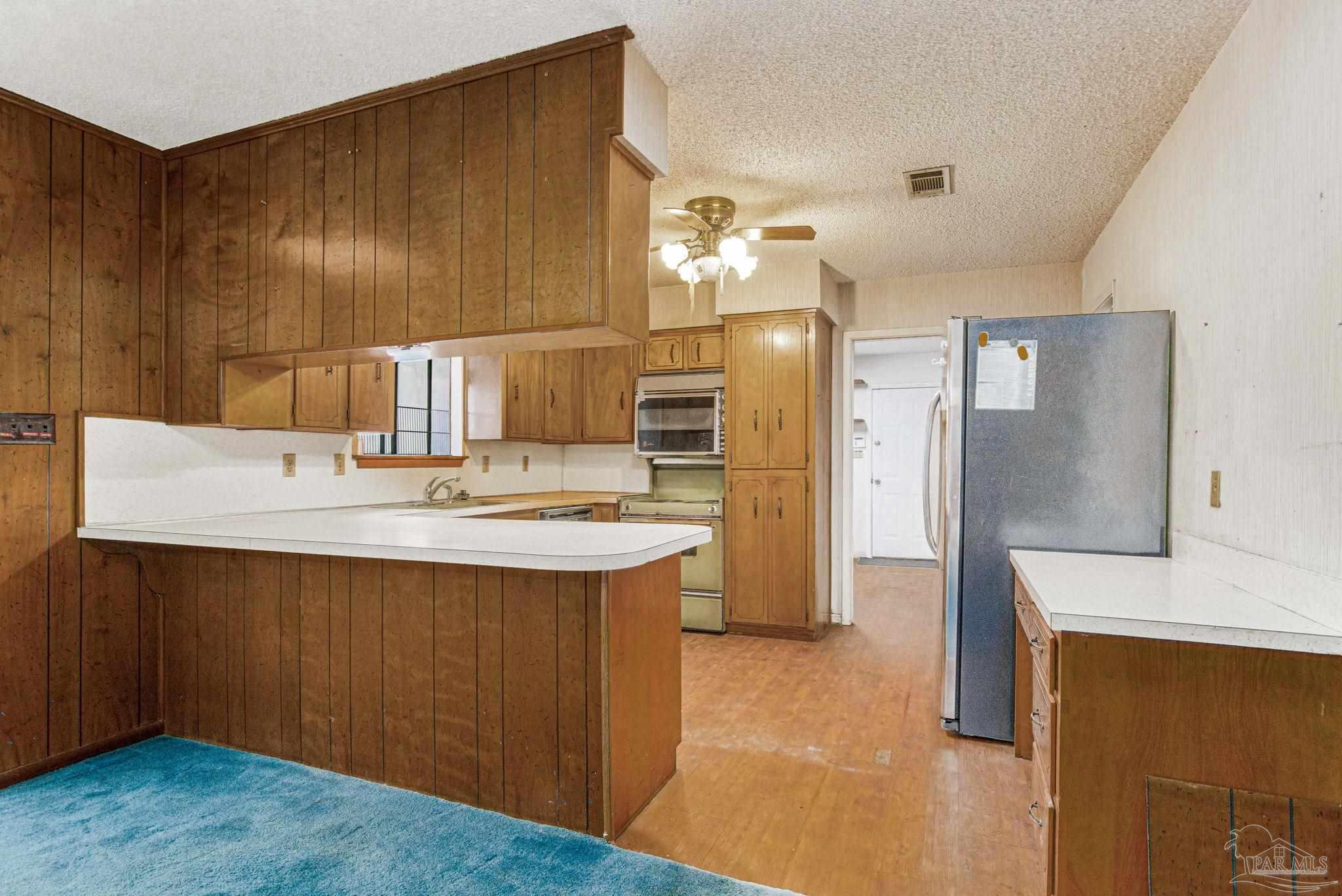 307 N 57th Ave