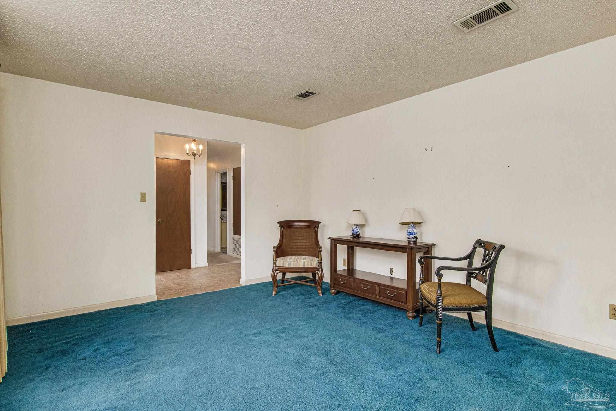 307 N 57th Ave