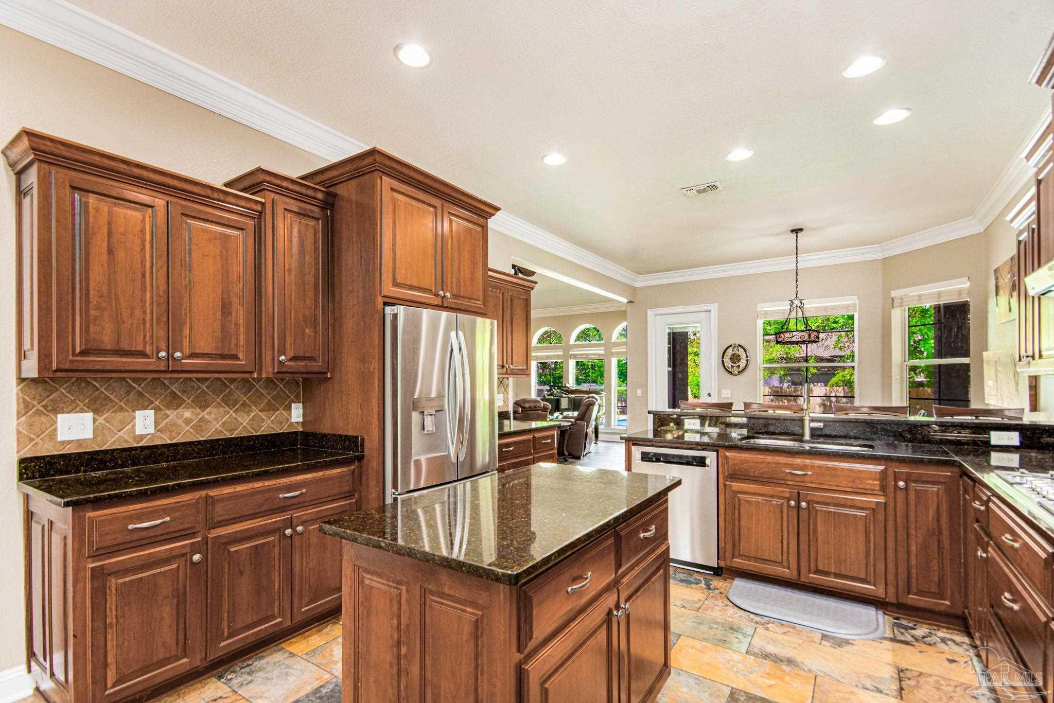 18 Rockwood Rd