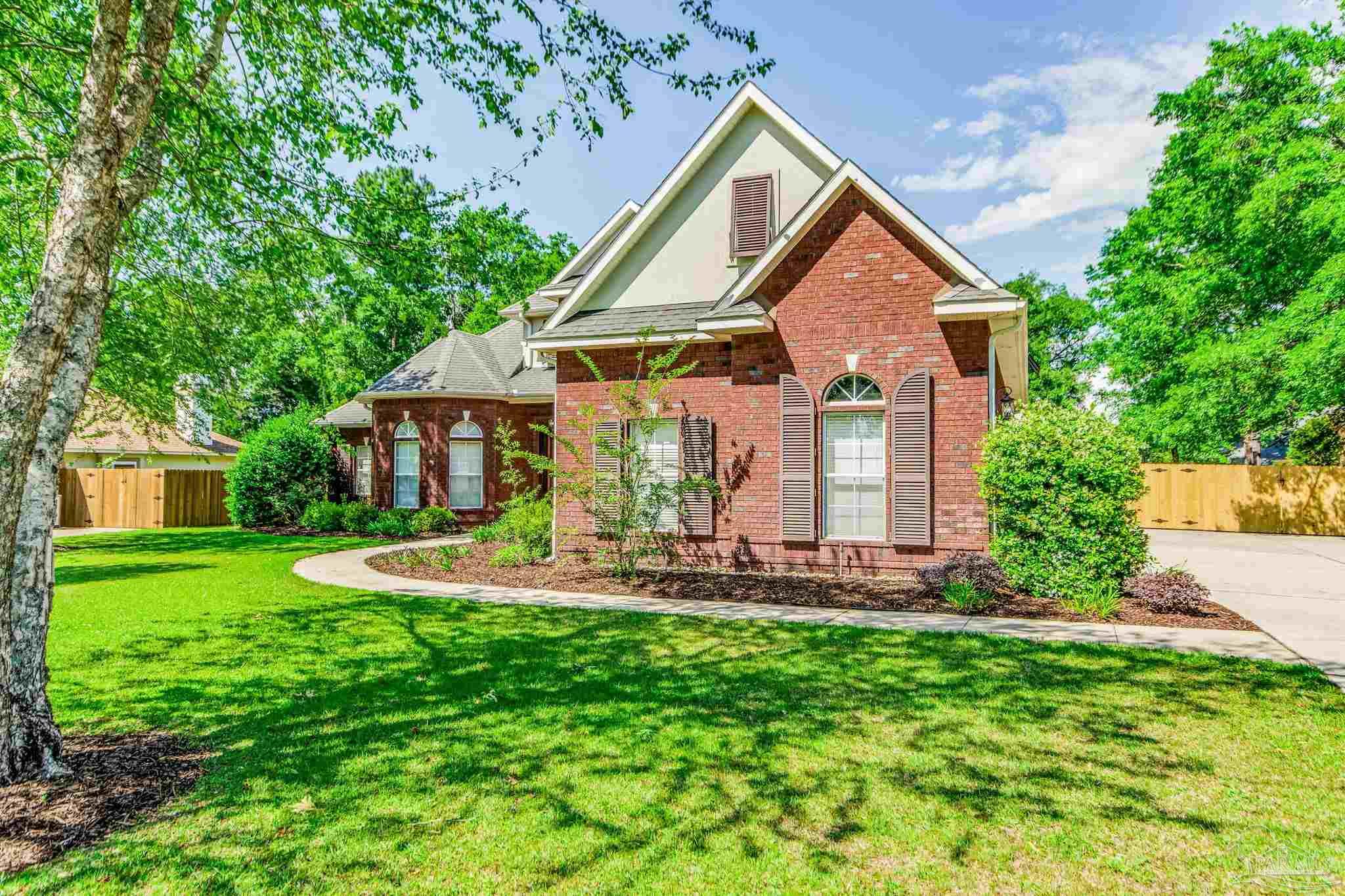 18 Rockwood Rd