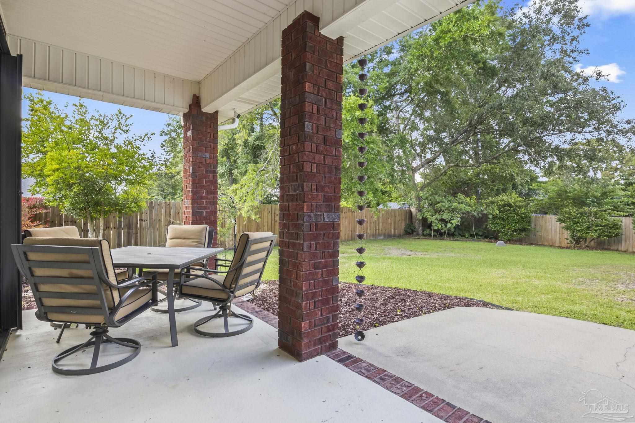18 Rockwood Rd