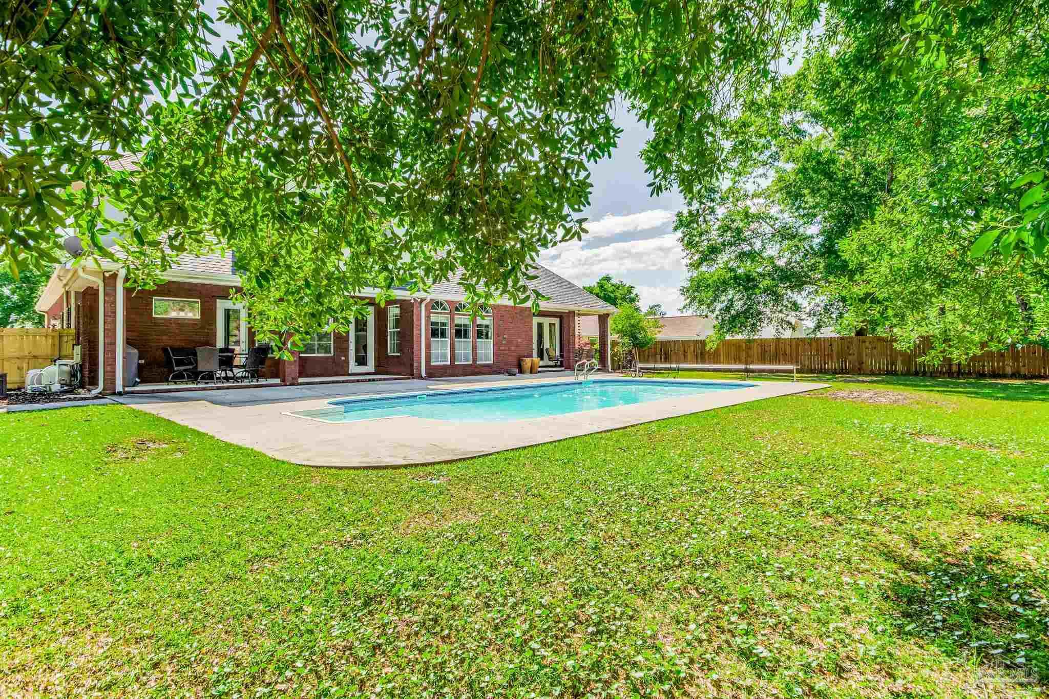 18 Rockwood Rd