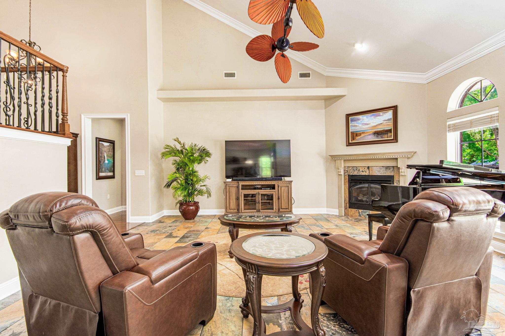 18 Rockwood Rd