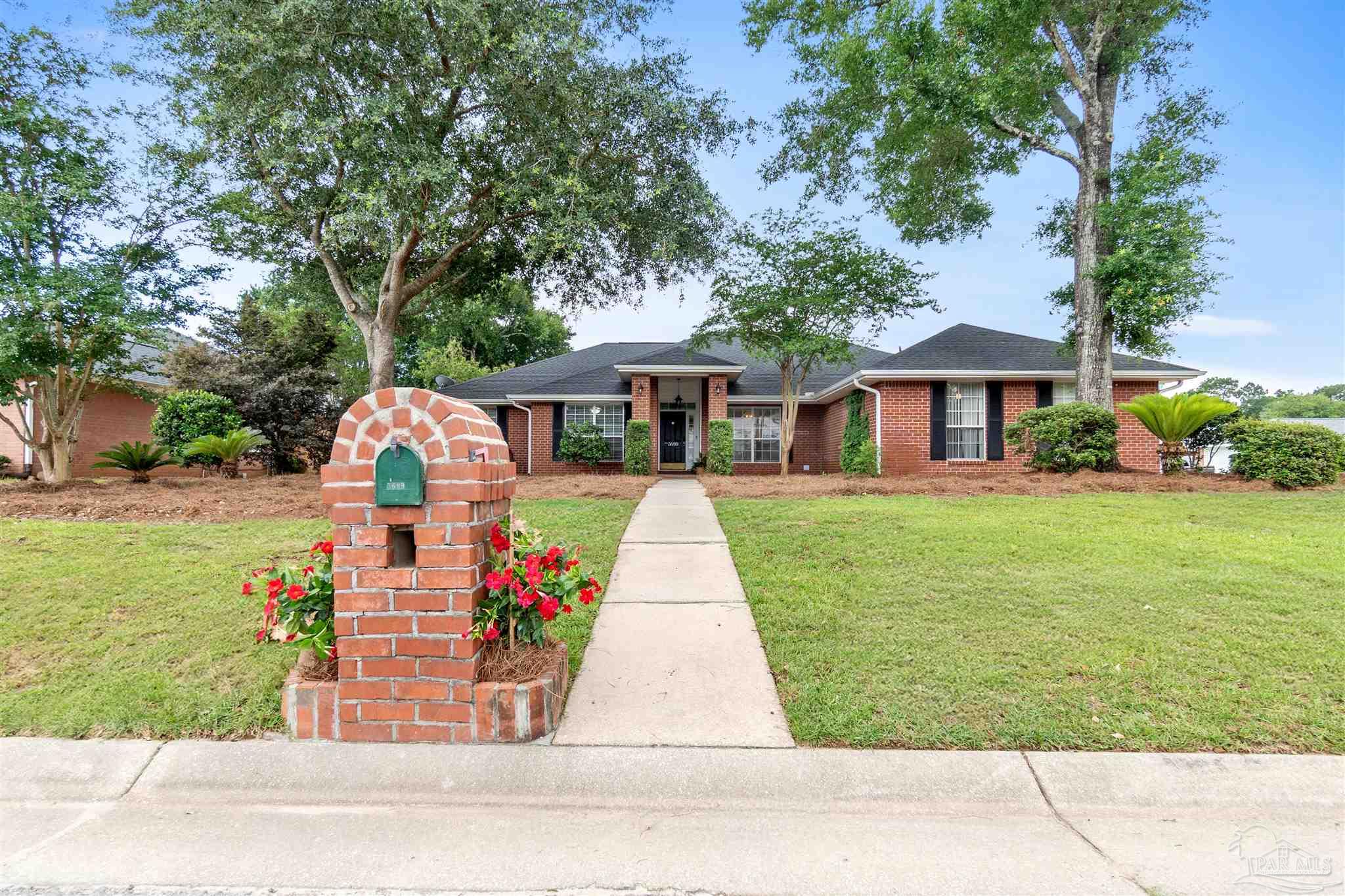 5699 Pin Oak Ave
