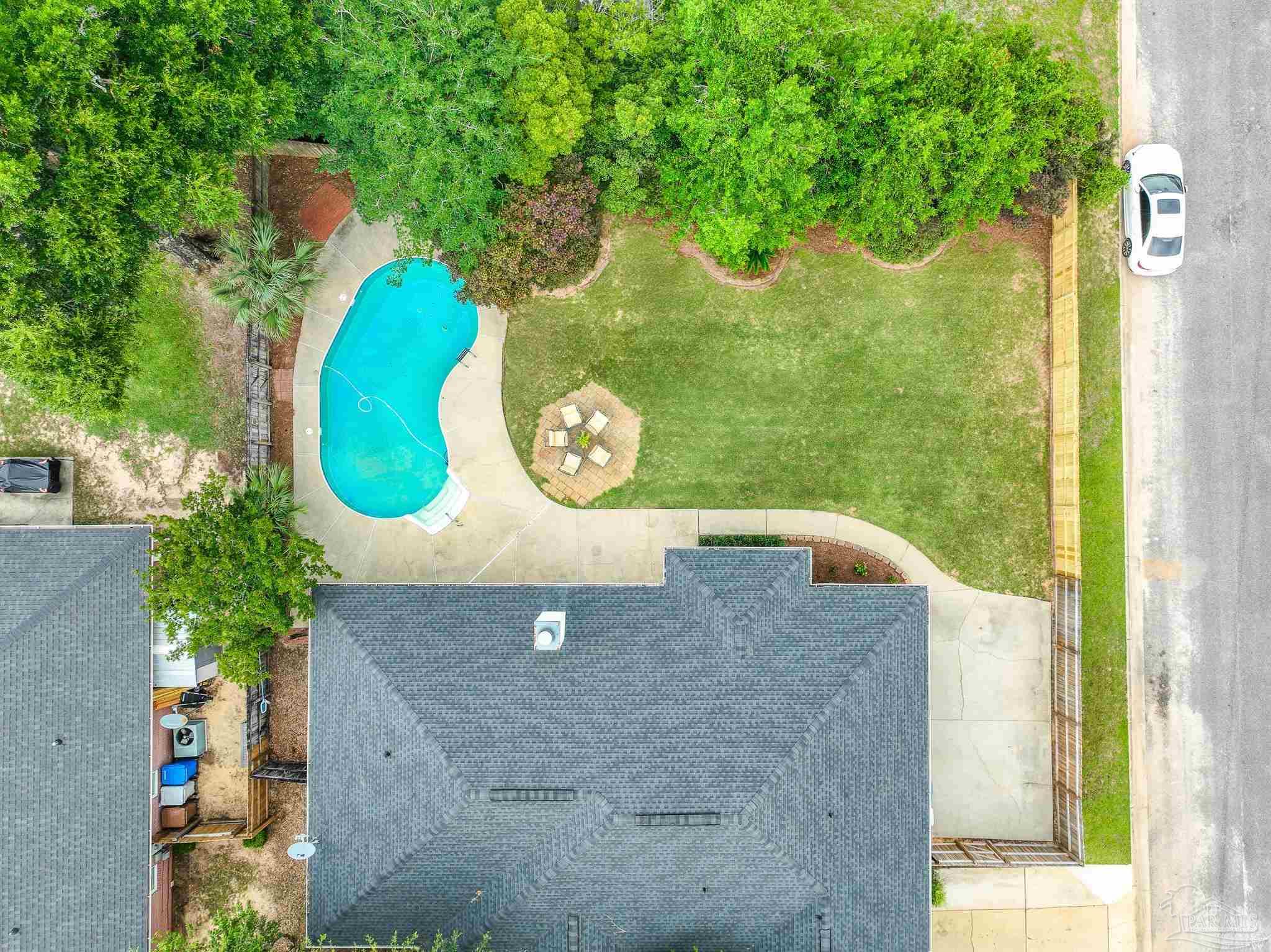 5699 Pin Oak Ave