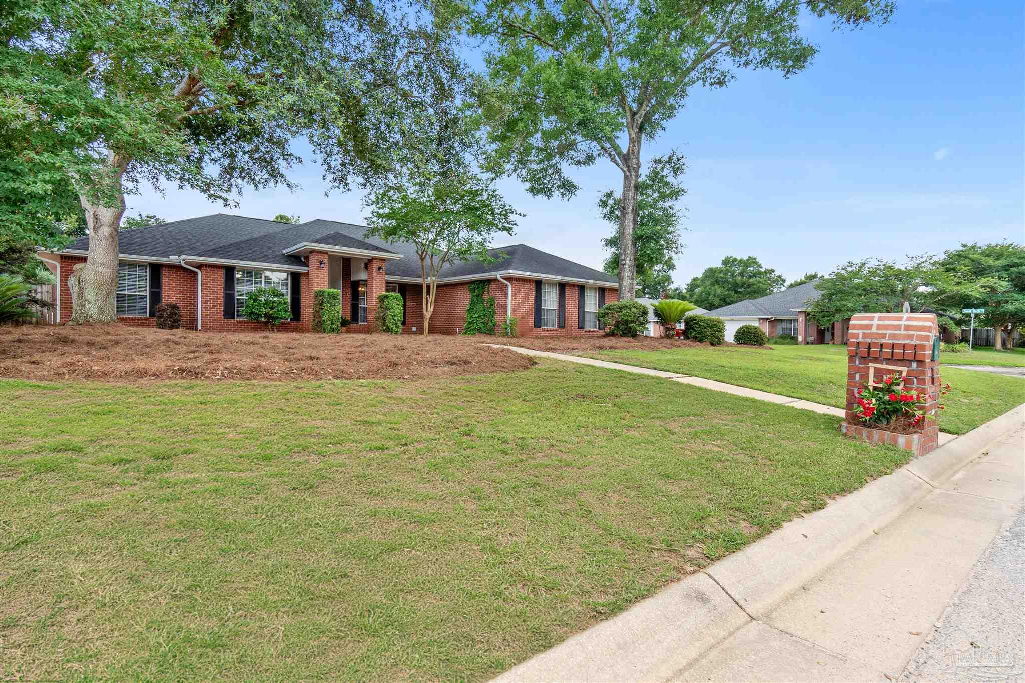 5699 Pin Oak Ave