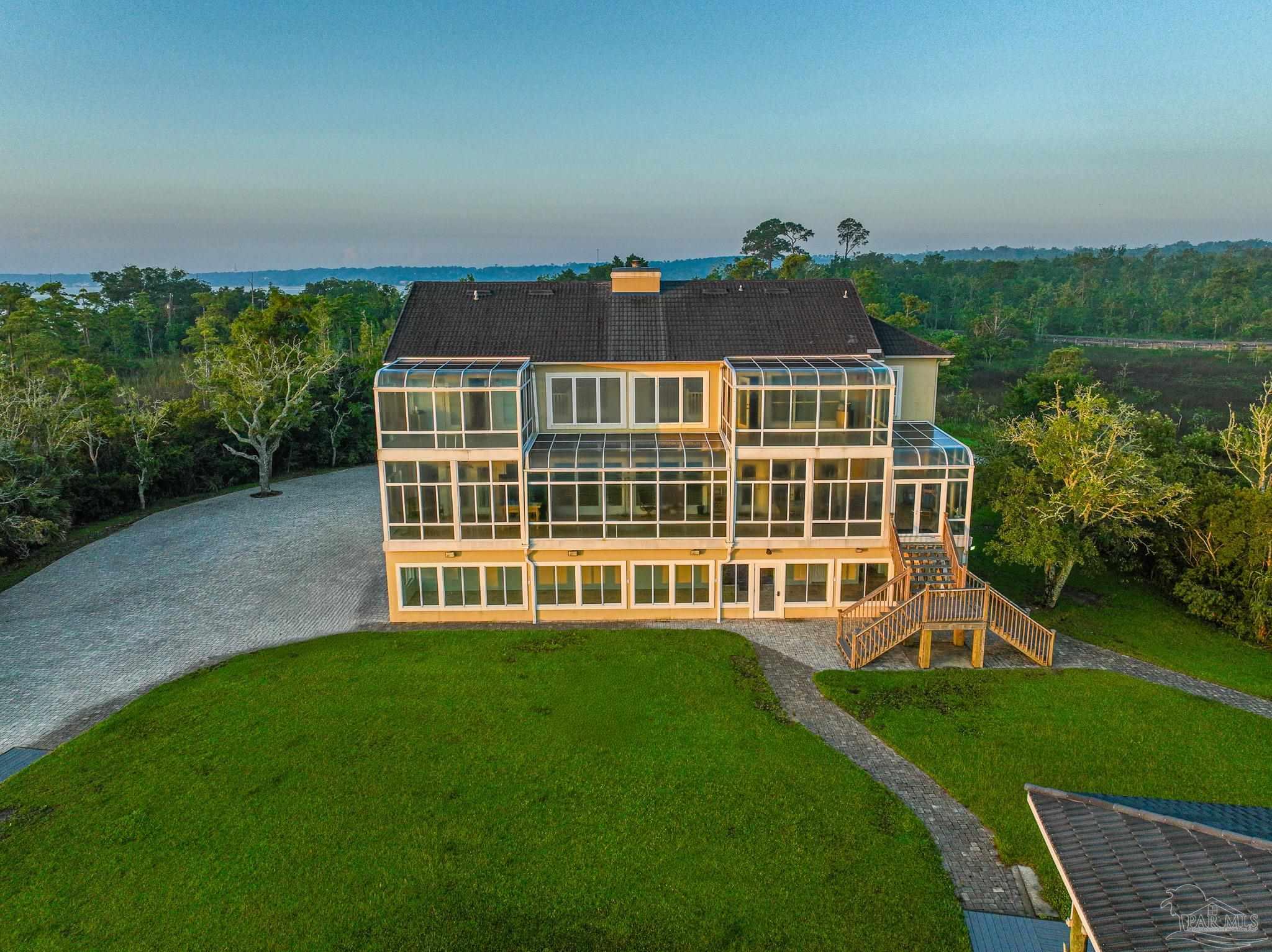 3740 Mackey Cove Dr